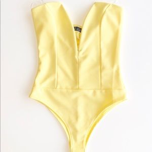 NWT Plunging V-Cut bodysuit